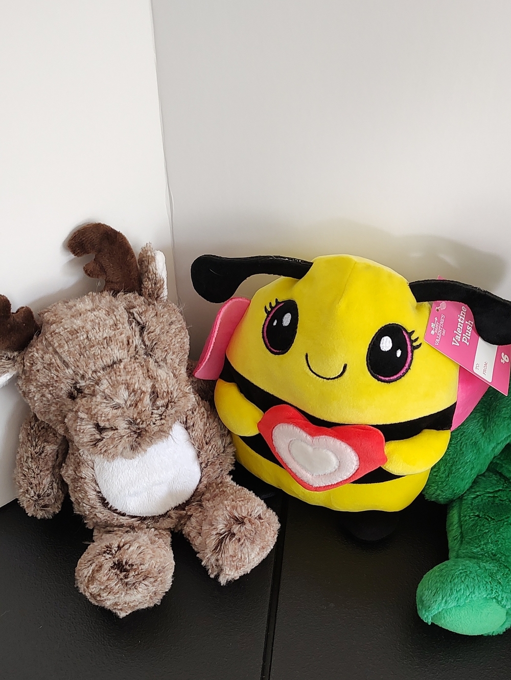 Large Cuddles - Picture 2 of 4